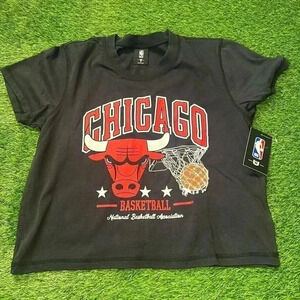 Chicago Bulls black crop top size XL NBA (NWT)